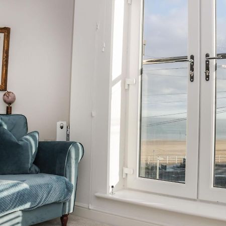 Beach House Rhôs-on-Sea エクステリア 写真